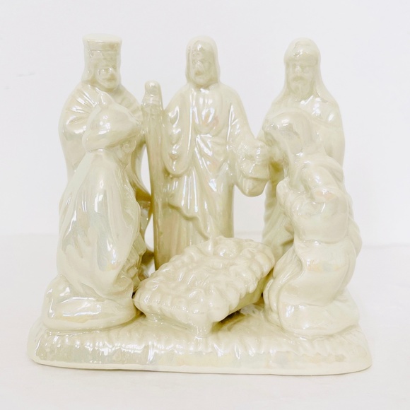 Vtg PlusMark An American Greeting Company Pearlized 1-pc Ceramic Nativity - Picture 1 of 7